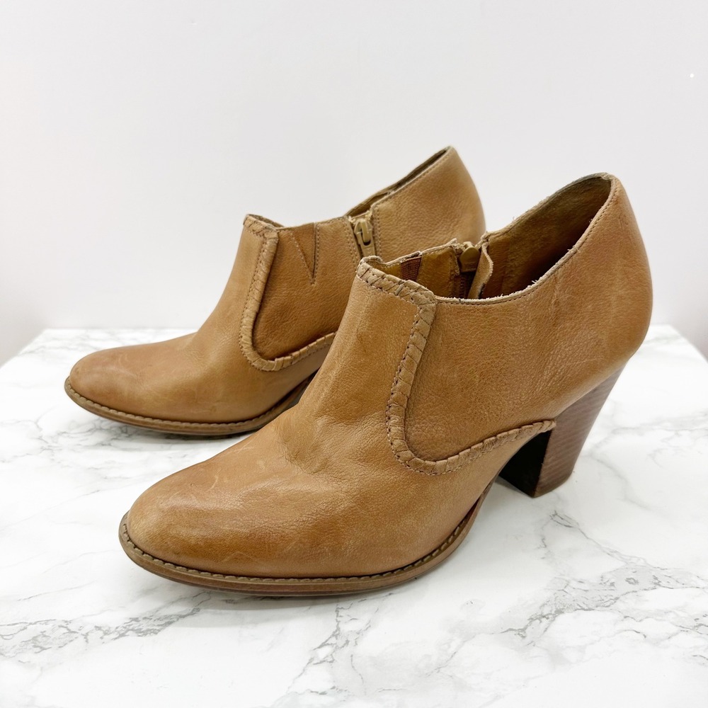 Jack Rogers Kyle Leather Ankle Booties Women 10M Tan Whipstitch Block Heel Zipโ